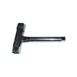 LLAVE CUADRADA 19X24 DE 12