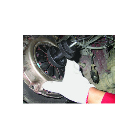 Centrado universal del embrague - 9Ak11