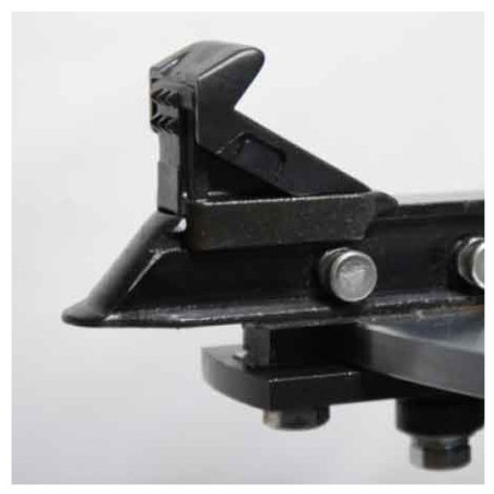 DÉMONTE-PNEU SEMI-AUTOMATIQUE Königstein KN120plusBDA : efficace, précis, haute qualité.