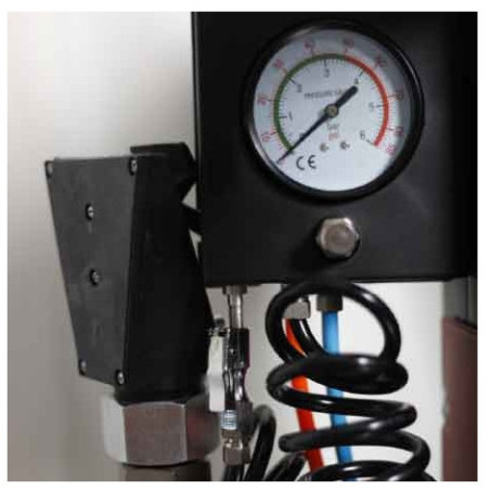 DÉMONTE-PNEU SEMI-AUTOMATIQUE Königstein KN120plusBDA : efficace, précis, haute qualité.