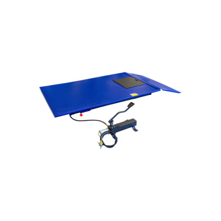 Table élévatrice quad MAMMUTH : robuste, stable, capacité 675kg, hauteur 825mm, flexible, sécurisé.