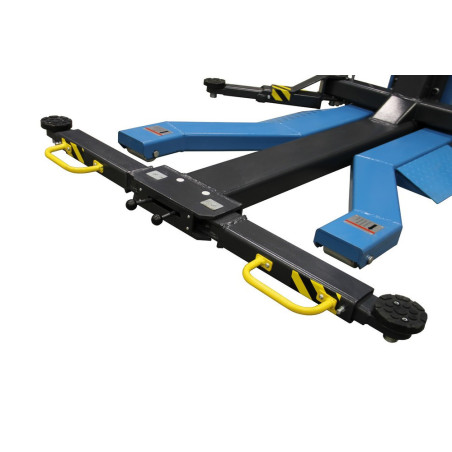 Pont élévateur mobile à colonne unique, robuste et pratique, signé Falco Sollevatori.