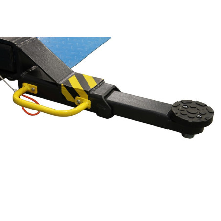 Pont élévateur mobile à colonne unique Falco Sollevatori : robuste et pratique.