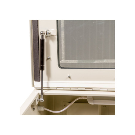 Upgrade your workshop with our top-of-the-line Sandblasting Cabinet for professional use.