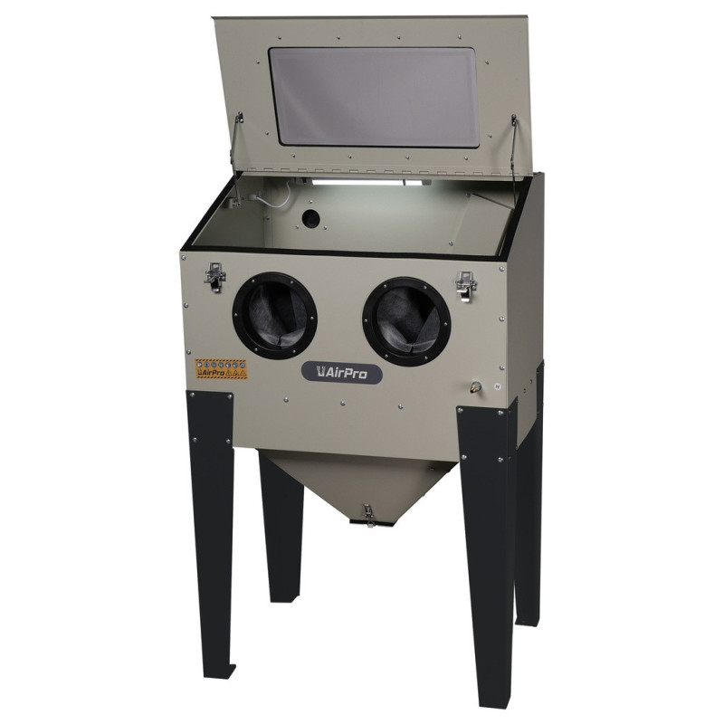 Cabine de sablage haut de gamme pour restauration automobile, kit complet inclus.