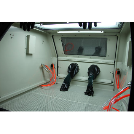 Cabine de sablage AirPro, idéale pour sablage précis et efficace.