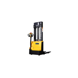 Gerbeur électrique Mammuth : compact, puissant, sûr - idéal pour entrepôts et usines.