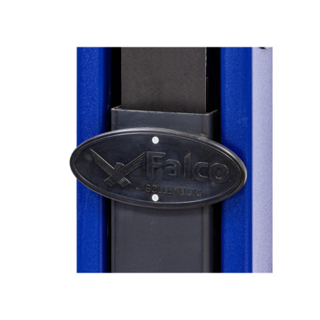 Garage Workshop Pack: Tire changer, balancer, lift for tire service professionals.