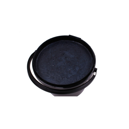 Premium 5L Black Tire Lubricant for superior protection and longevity. Say goodbye to worn-out tires!