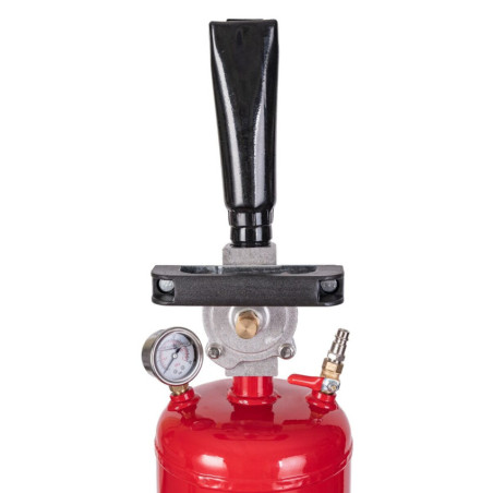 The BOMB INVENTO 12 L Impact Inflator: Quick inflation for tubeless tires.