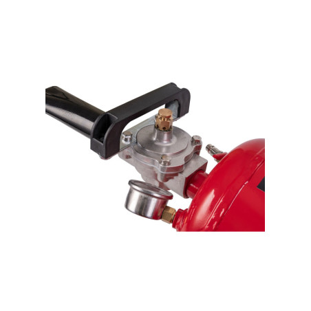 Découvrez le gonfleur à impact BOMB INVENTO 12 L : performance et praticité garanties.